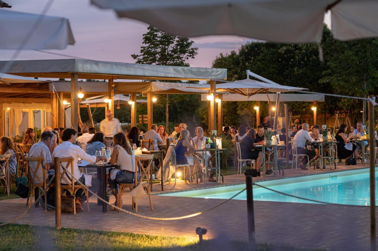 Favorita Food&Wine Resort Bastia Umbra Exterior foto